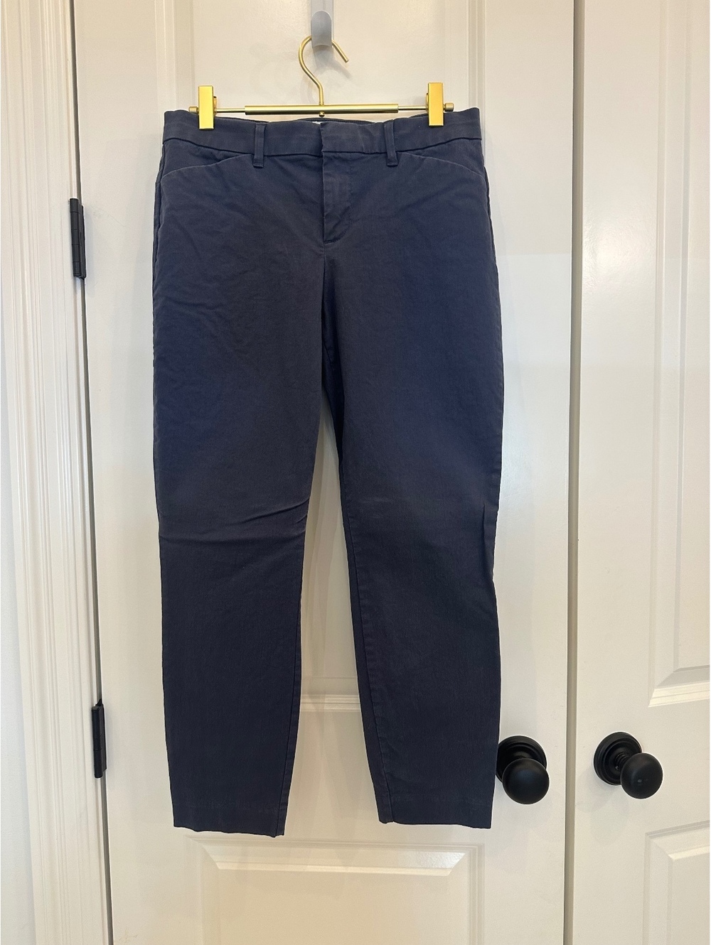 GAP Skinny Ankle Khaki Pants – Navy – 4 Petite